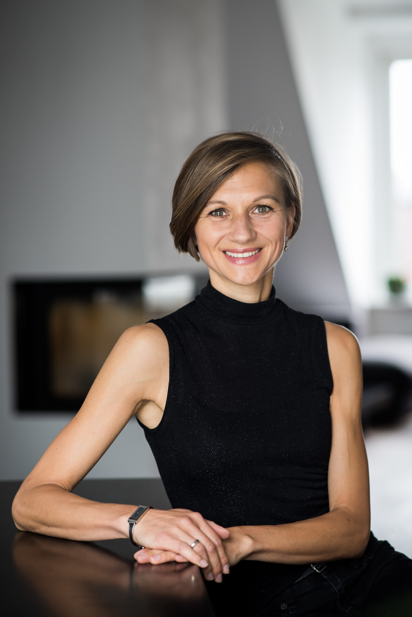Janine Tychsen - The Female Essence Momentum